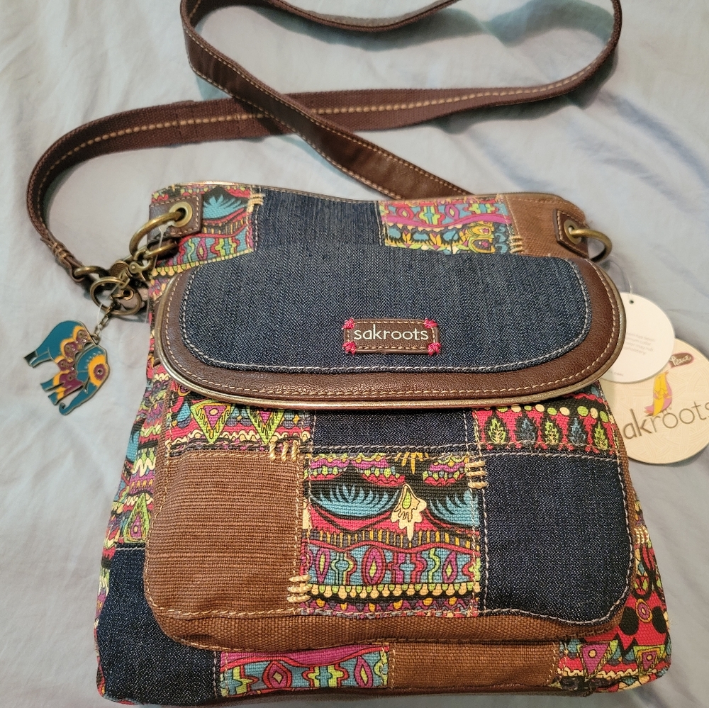 NWT Sakroots crossbody purse